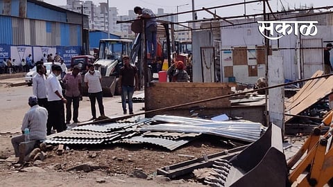 Major anti-encroachment action in Pimpri at Jadhavwadi-Kudalwadi