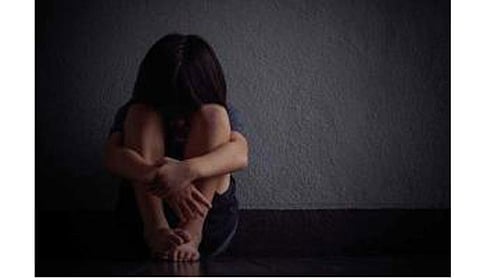 Minor Girl was kidnapped molested and thrown out from Auto Rickshaw in After
