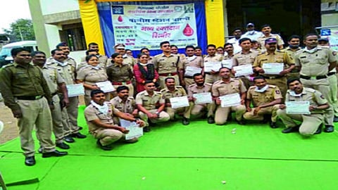 Over 700 Plus People in Dharani donated Blood in Amravati district  