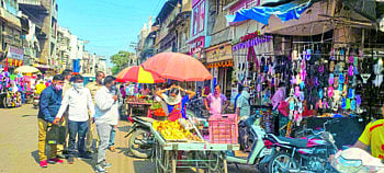 नागरिकांना समजावण्यासाठी धुळ्यात यंत्रणेची कसरत 