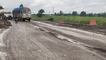 पावसामुळे बेडकी- फागणे महामार्गाची लागली वाट; आमदार नाईक यांची गडकरींकडे चौकशीची मागणी  