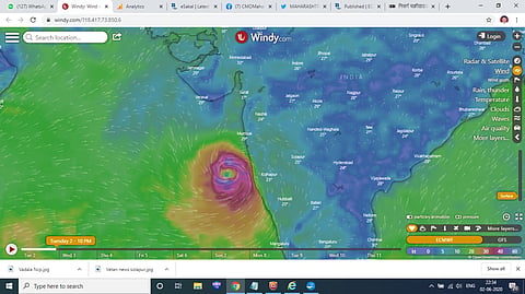 Link viral on social media to watch nature storm live