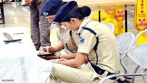 कामचुकार रेल्वे पोलिसांवर आता GPS ने राहणार नजर, मध्य आणि पश्चिम रेल्वेवर लाईव्ह ई-मॉनिटरिंग सिस्टिम