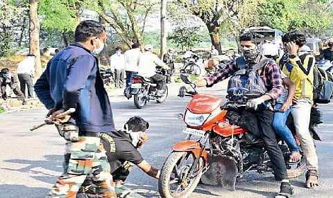 No entry in Ramwadi with Mukundanagar