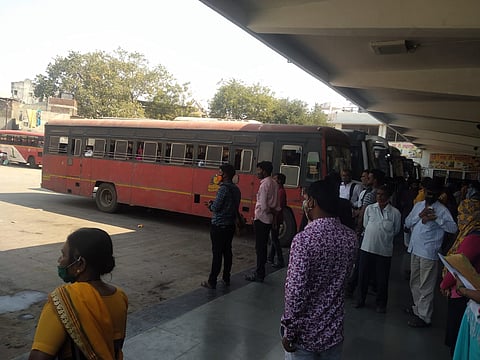 ST bus.jpg