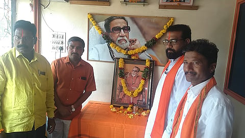 Shiv Sena chief Balasaheb Thackeray was worshiped at Nanded on the occasion of Memorial Day.jpg