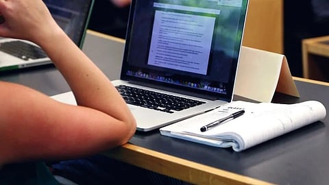 Students_Online_exam