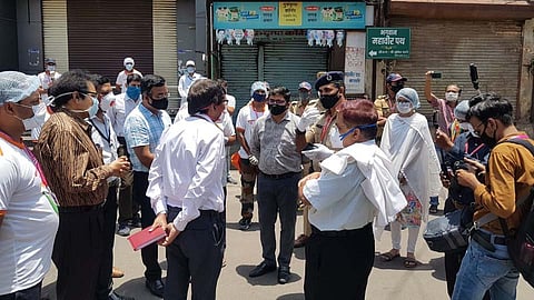 कोरोनाच्या पार्श्वभूमीवर केंद्रीय पथकाची बारामतीला भेट; वाचा काय घडलं?