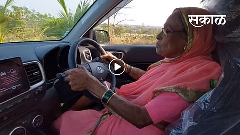 Thane, kalyan, dahagaon, confident woman,Drive Car,  89 year old woman Drive Car  
