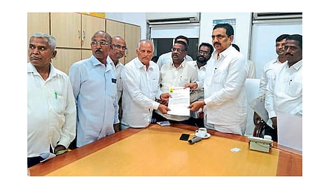 jayant Patil say Immediate loan waiver of flood affected farmers