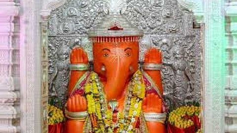 There is no entrance to Shri Vishal Ganapati Temple without a mask