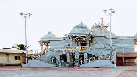 मोठी बातमी! प्रार्थनास्थळे खुली करण्याबाबत राज्य सरकारने उच्च न्यायालयात दिली ही माहिती; वाचा सविस्तर 