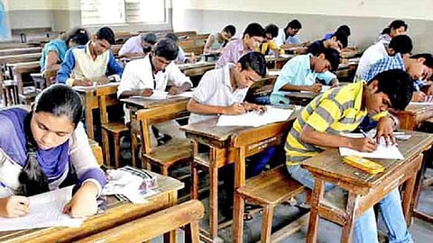 आयबीपीएस परिक्षेला लाखो विद्यार्थी मुकणार? पदवीचे अंतिम वर्ष रखडल्याने नुकसान