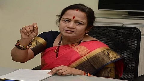 'आई, बबड्यासाठी एव्हढं तर करणारच'; महापौर पेडणेकरांवर मनसेची पुन्हा खोचक टीका