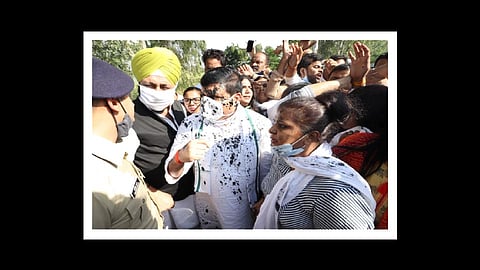 ink thrown on aam aadmi partys mp sanjay singh while visiting the victims family in hathras