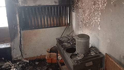 Fire at Coldink House in kolhapur Mahadwar Road