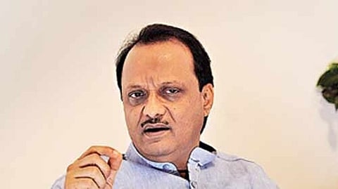 अजित पवार 