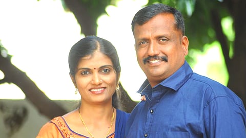 rinku rajguru parents in film ek maratha lakh maratha esakal news