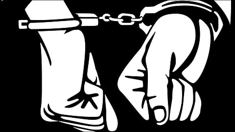 Police arrested Two person for best PMPML conductor
