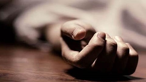 family attend suicide in belgaum because of loan tension in belgaum