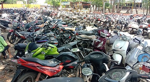 Vehicles seized in Ichalkaranji will be returned from twenty