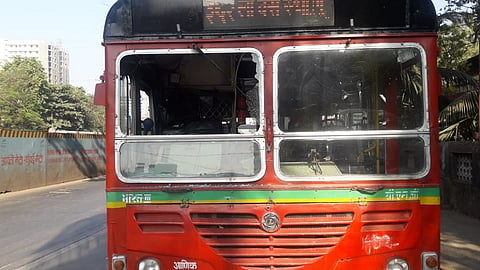 'बंद'दरम्यान मुंबईत बस फोडली, प्रकाश आंबेडकर म्हणतात..  