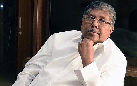 चंद्रकांत पाटील म्हणतात, 'दुसऱ्या घड्याळाकडे लक्ष दिल्यास माझेच बारा वाजतील' 