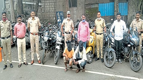 कऱ्हाडात सोनसाखळी, दुचाकी चोरट्यांची टोळी गजाआड; दिवाळीच्या पूर्व संध्येला 13 गुन्हे उघडकीस