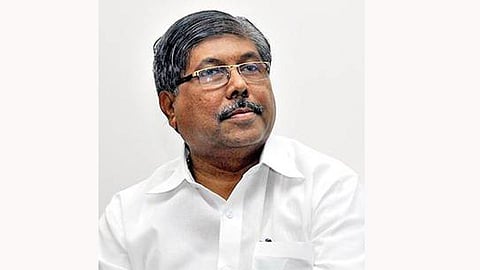 citizens of pune get angry on Chandrakant patil for pune flood situation