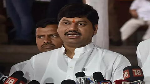 'त्या' विद्यार्थ्यांसाठी धनंजय मुंडेंनी घेतला मोठा निर्णय