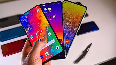  mobile phone