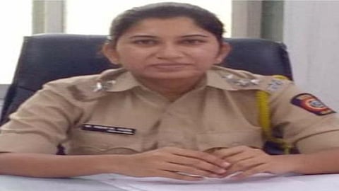 Dr. rohini solanke appoint as a new DYSP of a sawantwadi division in sindhudurg
