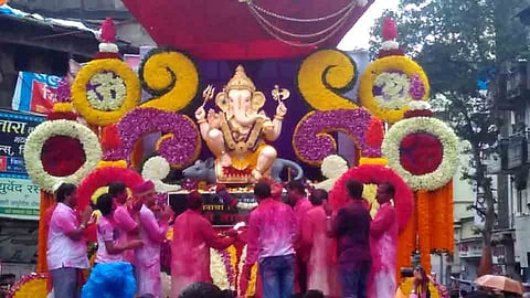 These are five special things of Guruji Talim Ganapati Mandal