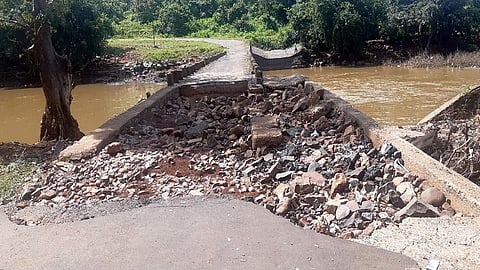 The Problem Of Transportation Is solved, But The Problem Of Agriculture Water is Still blocked In Nesari Area Kolhapur Marathi News
