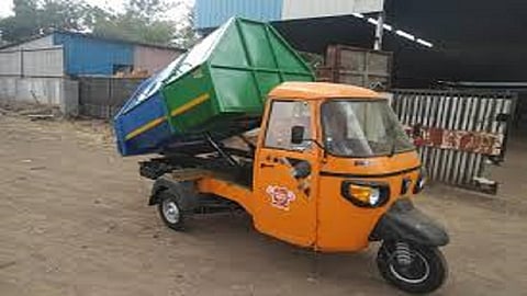 contractor did not gave salaries to garbage vehical drivers 