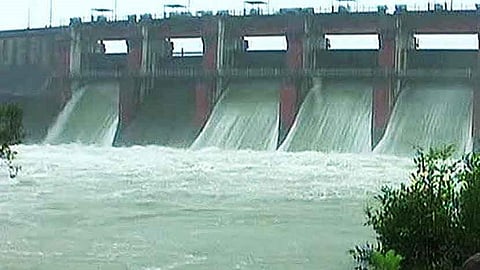 irai-dam.jpg