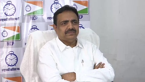 "जयंत पाटील यांनी पुरुषी वर्चस्ववादी सुलतानी वृत्ती दाखवली", अतुल भातखकळकर का कडाडले? 