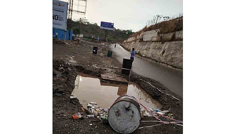 khadaa.jpg