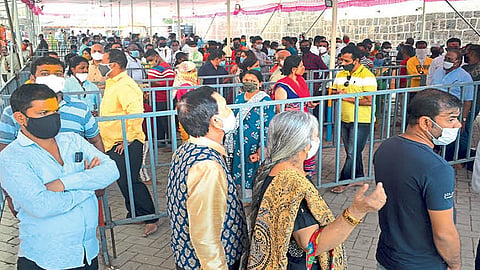 Over 25000 people in three days for kolhapur ambabai temple visit