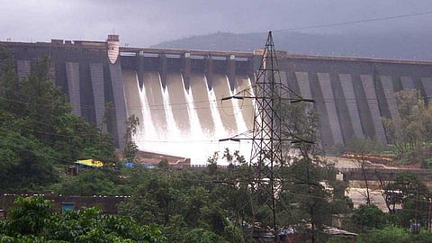 कोयना धरणातून नदी पात्रात 1050 क्यूसेक विसर्ग