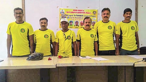 6 people in Nagpur travel Dwarka to Itanagar by cycle 