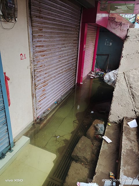 Due to heavy rains in Mangalwedha village, water has infiltrated in the trade shops
