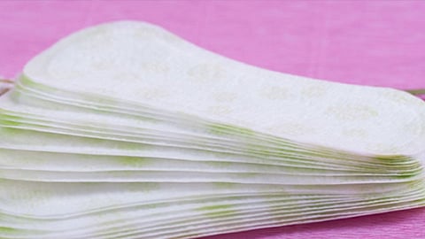 स्वच्छतागृहांमध्ये सॅनिटरी नॅपकिन 