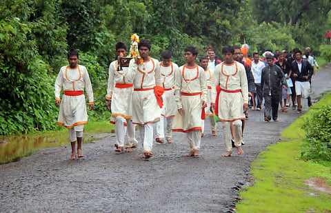 Panhala Pavankhind tracking Experience the thrill on Sakals Facebook and YouTube channel
