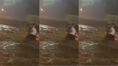 एमआयडीसीची जलवाहिनी फुटल्याने शिळफाट्यावर लाखो लिटर पाणी रस्त्यावर