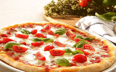 Sangli municipality fined to Domino's Pizza 