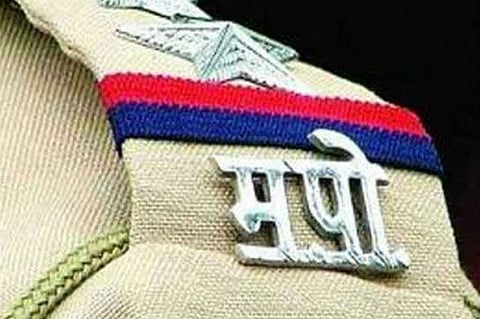 Police Inspector in charge of Shrirampur, Nevasa in Control Room