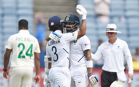 India Scores 356 runs on day 2 against South Africa in Pune
