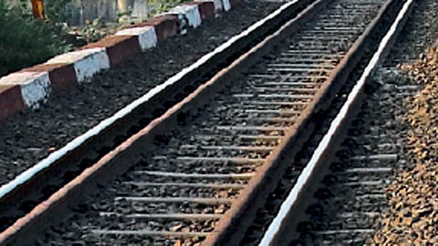 "जीवनवाहिनी'ला हवी ट्रॅकची नवसंजीवनी 