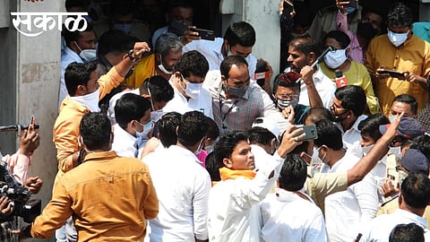 Crowd in Pohradevi is managed by Sanjay rathod 
